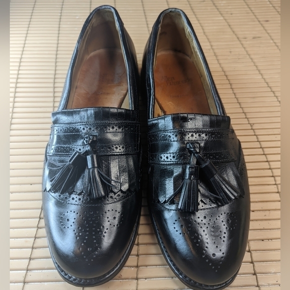 Allen Edmonds \